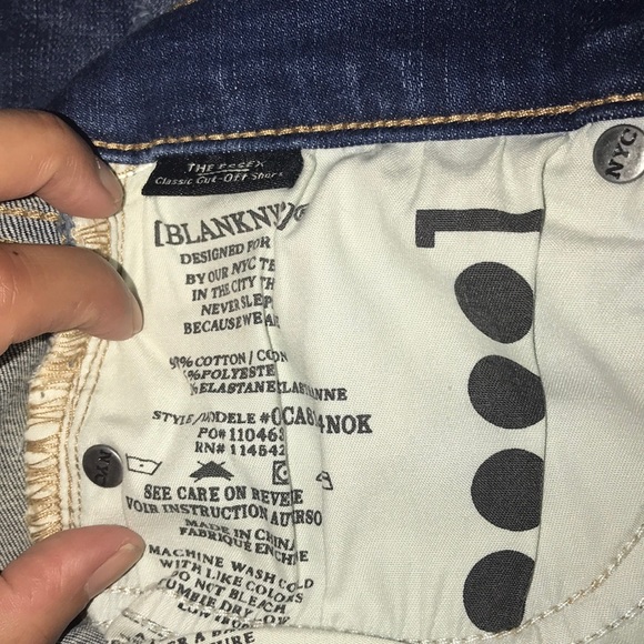 BlankNYC cutoff blue jean shorts ripped 27 new NWT - Picture 8 of 8